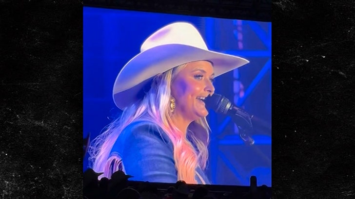 e0718f7133c746f48d7e96aae6e33dab_md 071524_miranda_lambert_kal