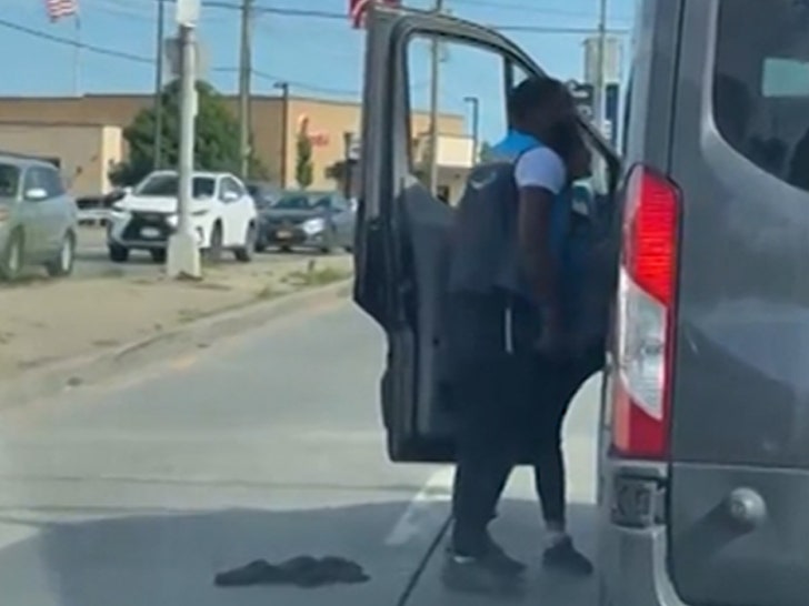 062024-amazon-driver-primary-4