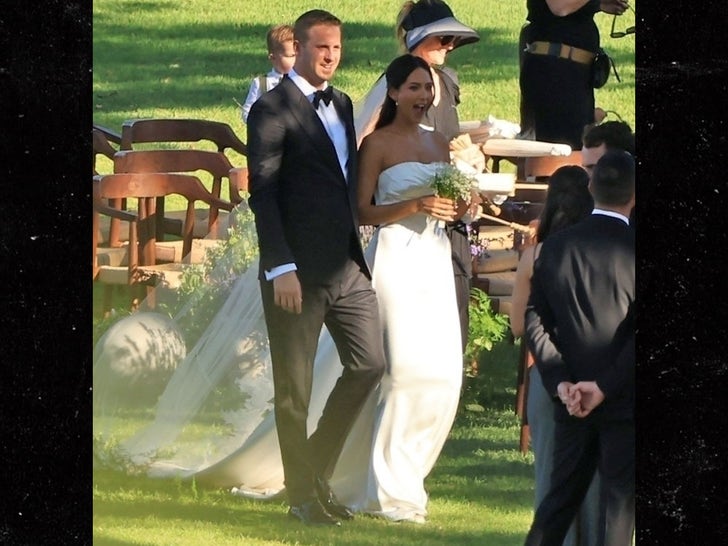624-Jared-Goff-Christen-Harper-Wedding-Photos-Primary-3