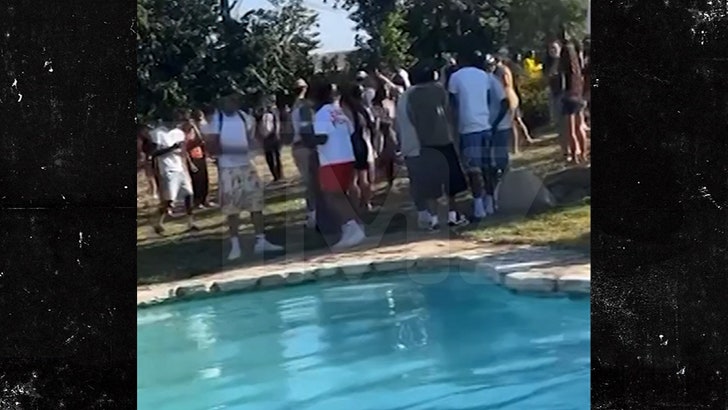 061124_pool_party_shooting_before_kal