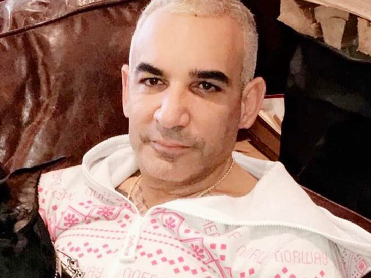 e97ef54a4e0d4aafac9fec33e55f4bf8_md alki david main alt