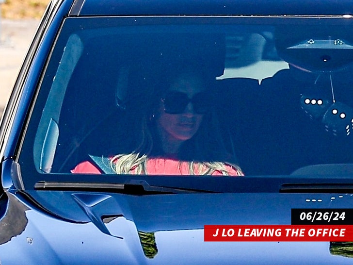 jlo leaving the office sub