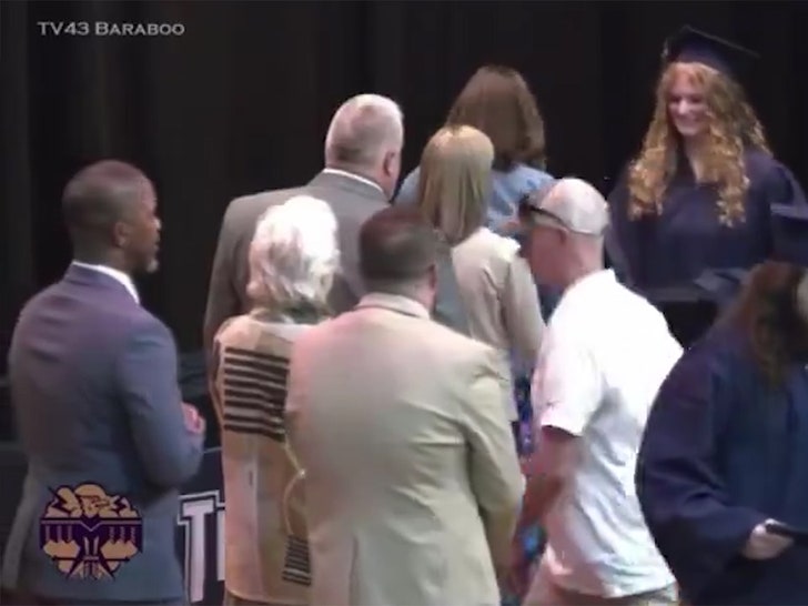 ecdc7df0c6504e278bec58a5ff95354f_md 060624-superintendent-approach-primary