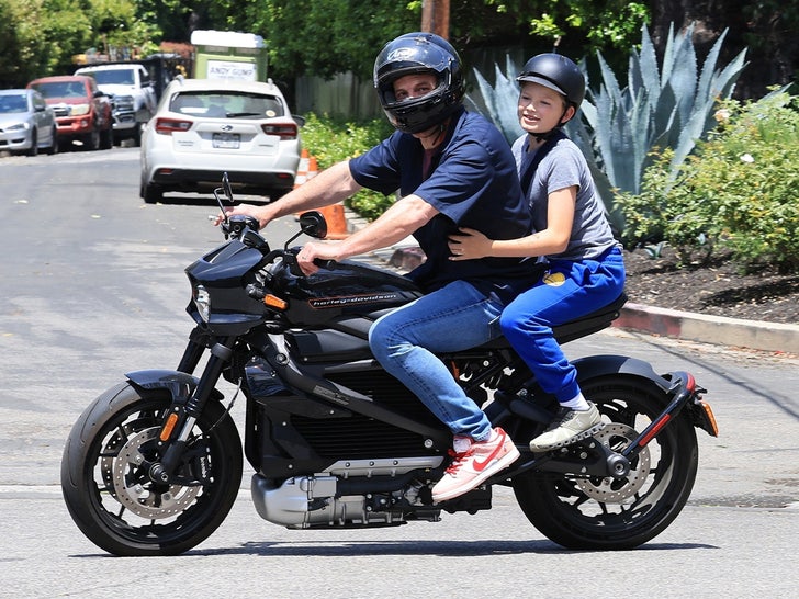 ben affleck and son samuel backgrid