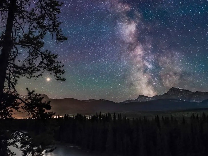 f69c2b6252de4cf7925d16908a4fd7de_md-1 Space Stuff