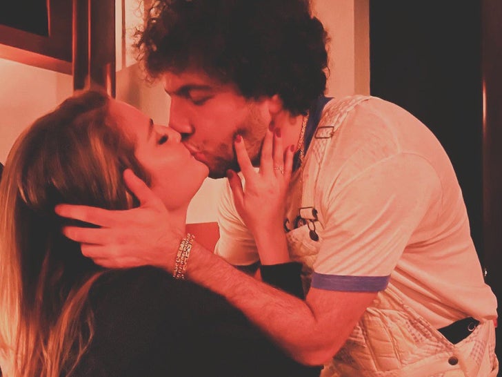 Selena Gomez & Benny Blanco -- The Birthday Wishes