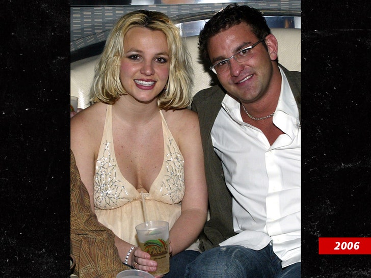 britney spears and bryan spears 2006 getty 1
