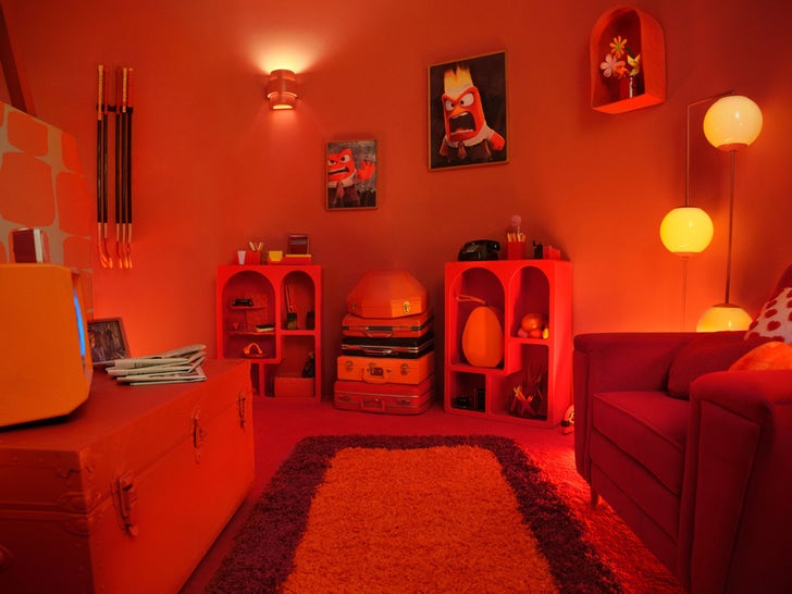 0612-inside-out-2-movie-airbnb-house-photos-primary-5