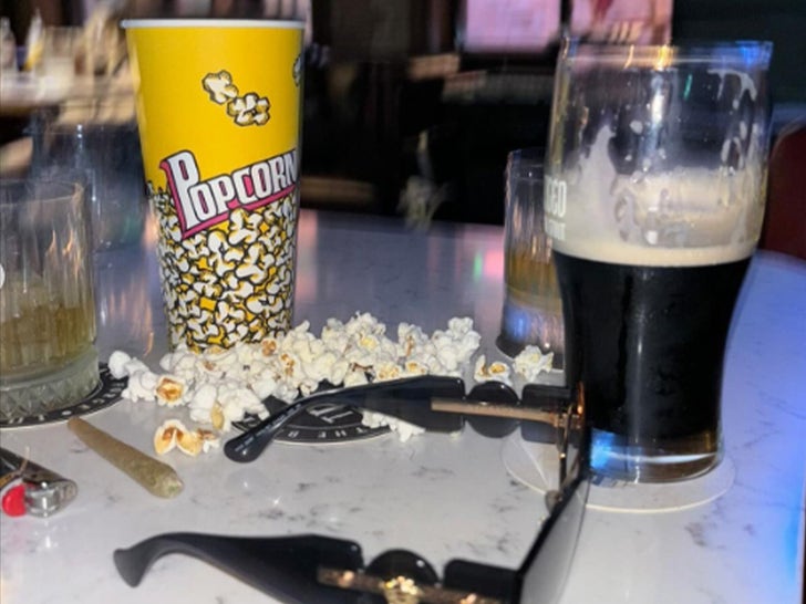 0619-Conor-McGregor-Popcorn-Beer-And-Join-SUB