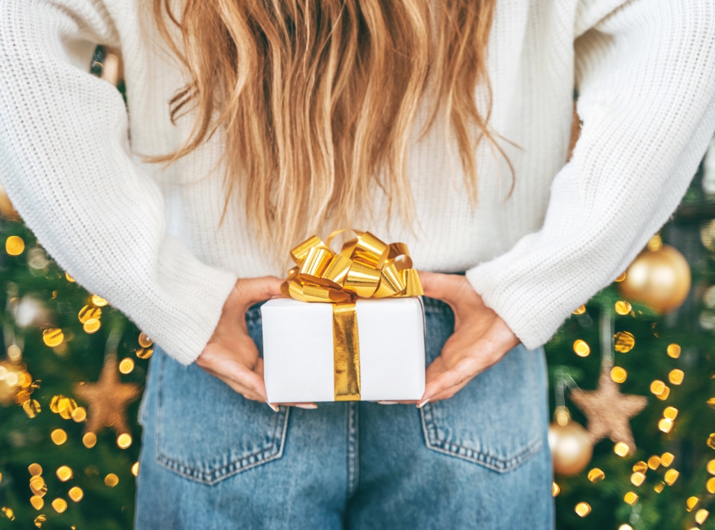 shop_best gifts under $10_hero