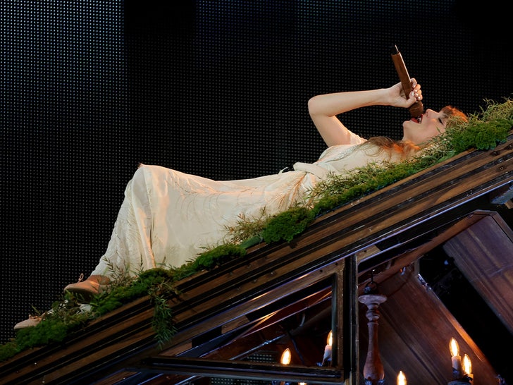 047f98df11364bcba1c7f77a189889ee_md-8 Taylor Swift Eras Tour in Singapore