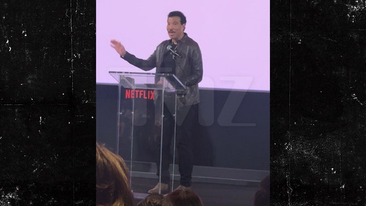 06744fd9ab234e0193b3a662ba4ca889_md 013024_lionel_richie_speech_kal