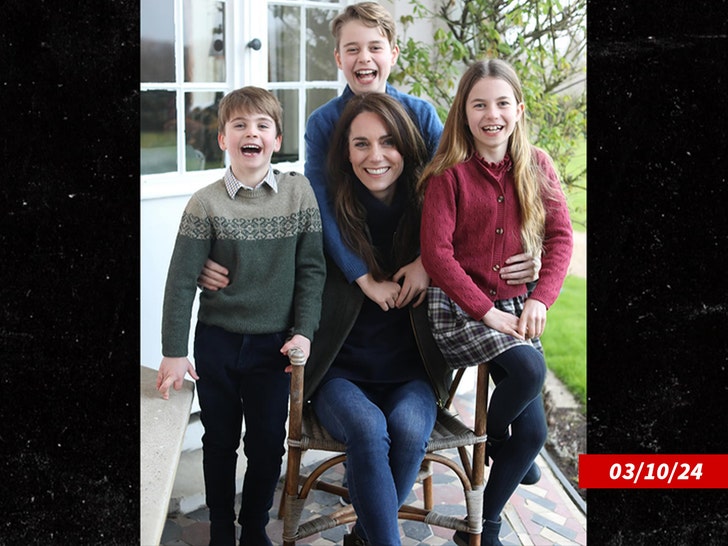 081e8e30106947d8b065bfbe6f1295b9_md-2 kate middleton photo