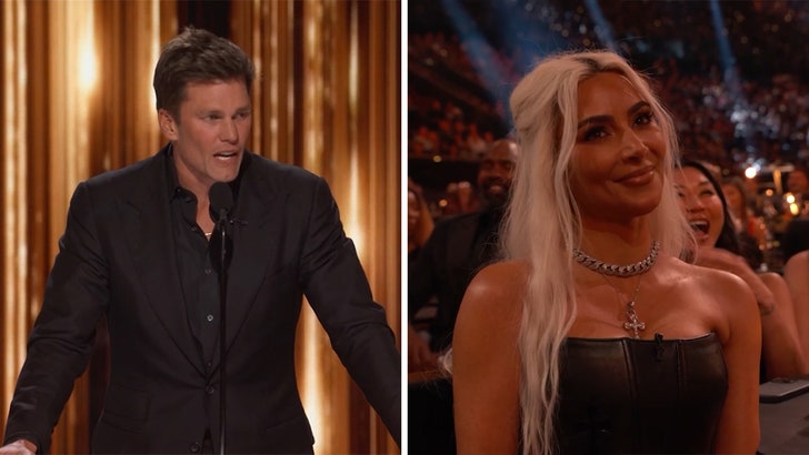 050524_brady_roast_tom_kim_kal