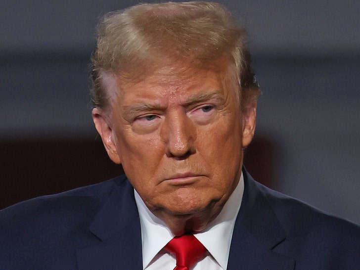 0b0983eba94f40c2a7d7c122bd2d40fe_md Donald Trump Struggling To Post $464 Million Bond In Civil Fraud Case