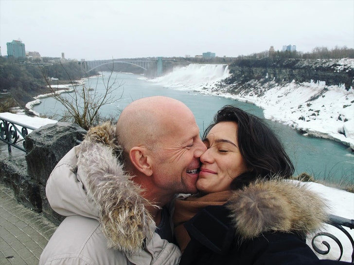 Emma Heming Willis and bruce willis