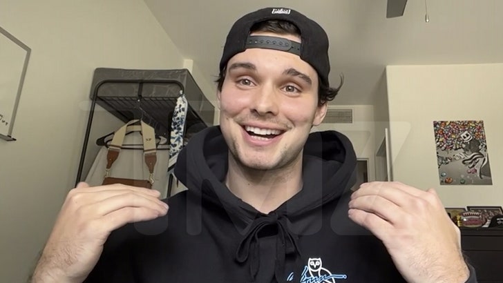 020724_logan_paulson_kal