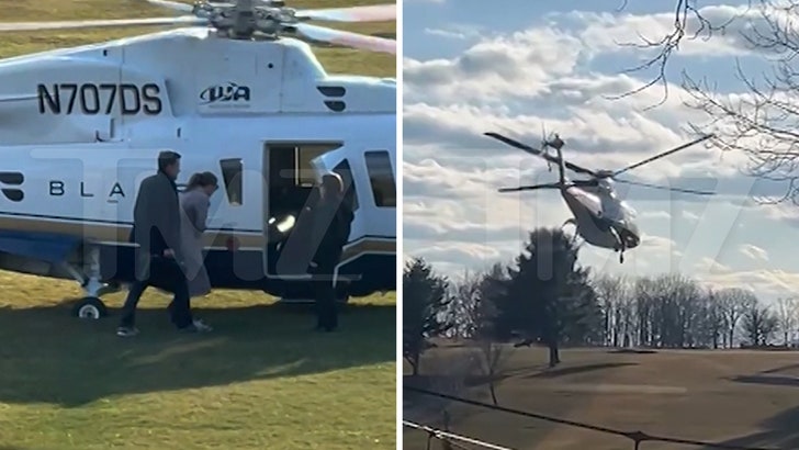 040224_jlo_ben_helicopter_kal