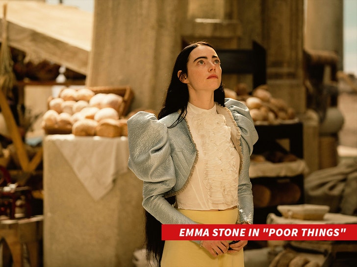 2070f02f6f674026a52960e2517b1ef9_md emma stone in poor things