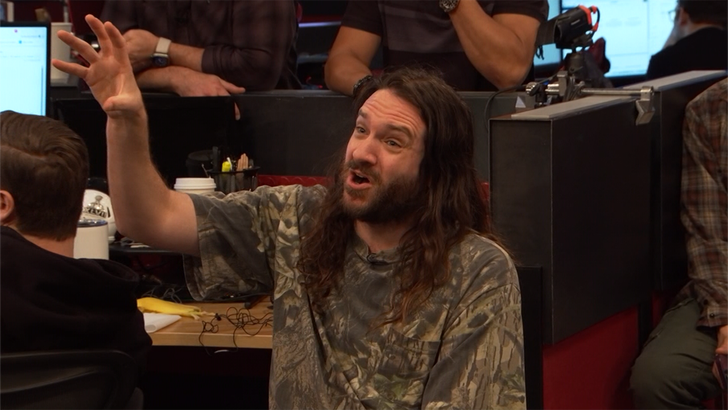 244c90fde91a4abfacffa48a34b1b697_md 021324_tv_clips_katy_perry_american_idol.01_00_44_15.Still001