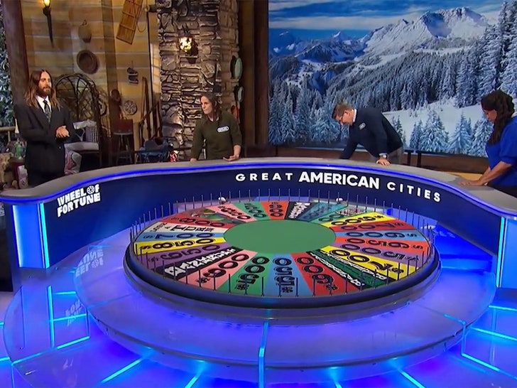 2722a3ebee8b44179c8d337ea6047a0d_md 040224-jared-leto-wheel-primary