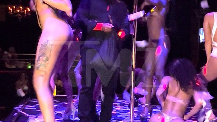 020924_crazy_horse_super_bowl_party-kalv2