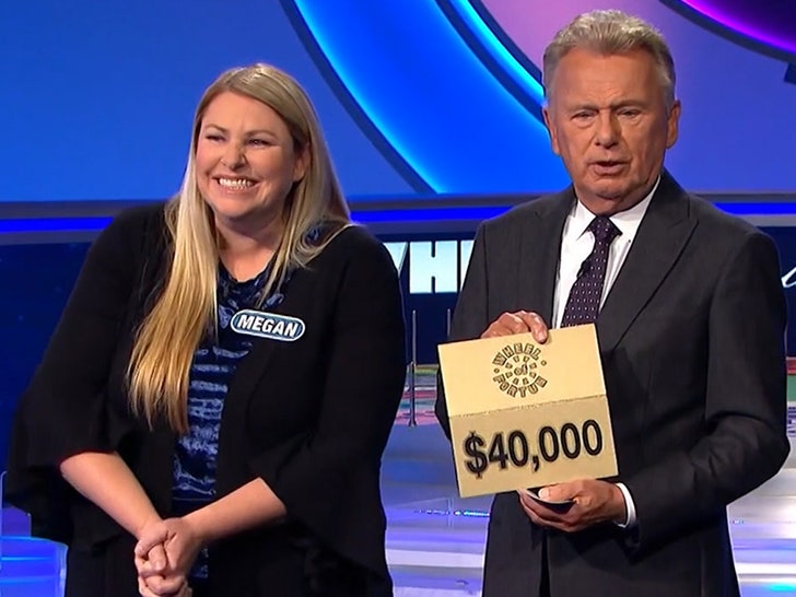 2d2d6629c8c14045a63b85bc2e6994b1_md 013124-wheel-of-fortune-prize-primary