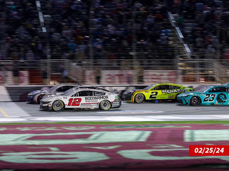 2f49a830ef5a45a78cee6b6686a027d7_md Ambetter Health 400 finish sub