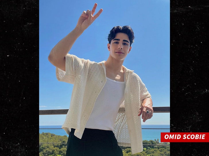 332a629b3bd848569e422a563704c889_md Omid Scobie_sub