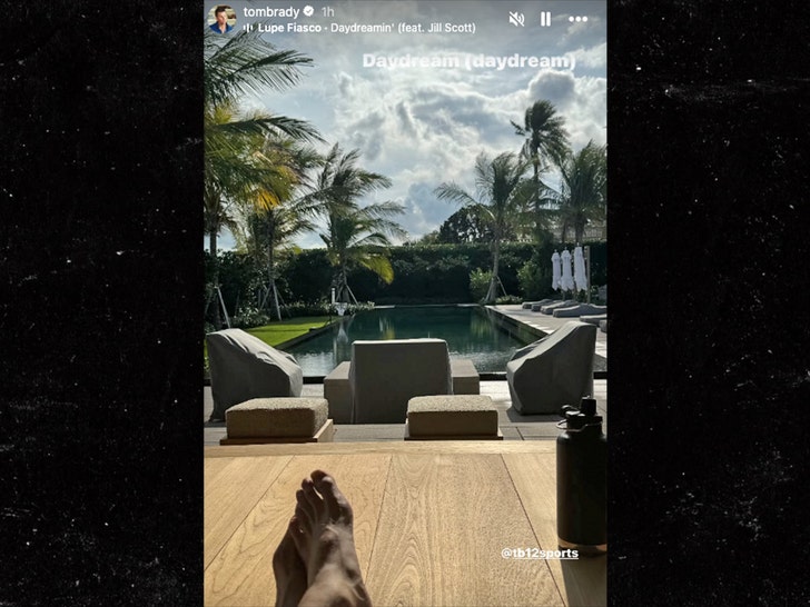 3354f44266744539b6e716a466f014a0_md tom brady