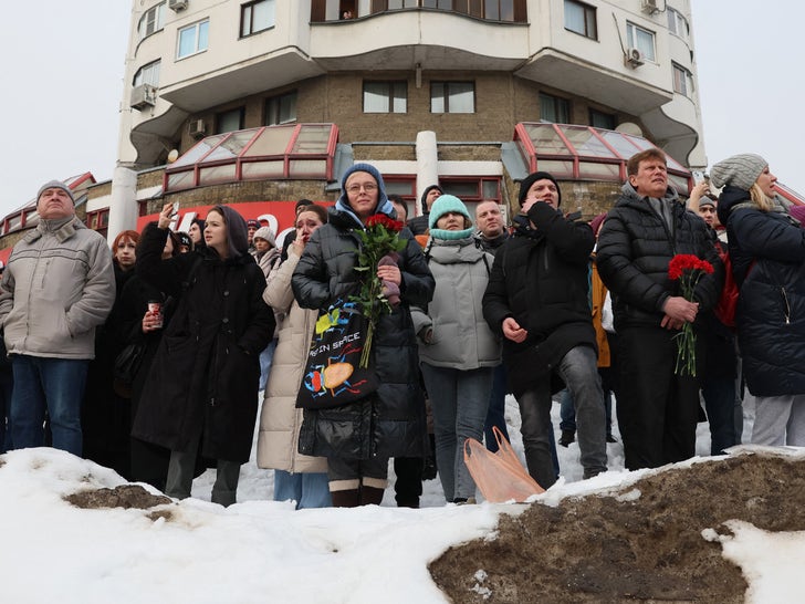 0301--Alexei-Navalny-Funeral-Photos-primary-2