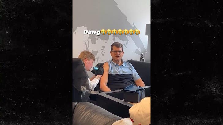 042024_coach_tattoo_1815032