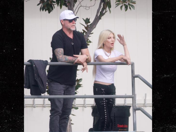 Tori Spelling has been seen with her estranged husband, Dean McDermott