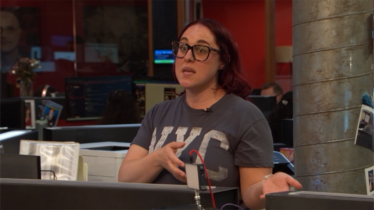 030424_tv_clips_kate_middleton_post_surgery.01_00_54_10.Still002