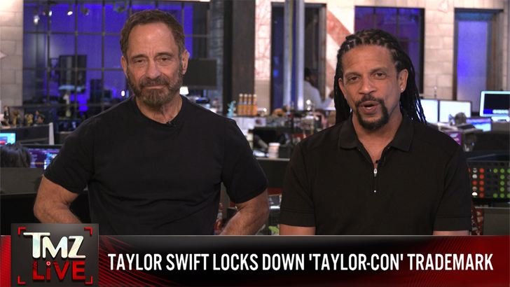 4e4271ed01b14dde8277043261ffd6be_md 020124_tmz_live_taylor_swift_con.01_00_11_19.Still021