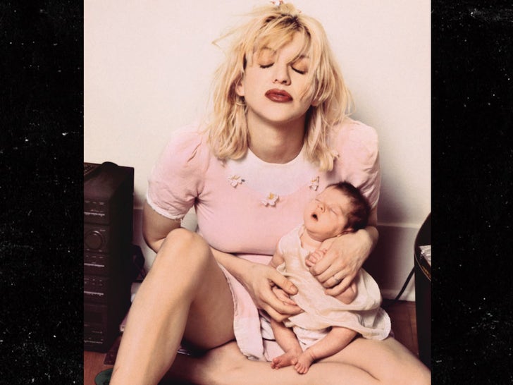 511d1e542f064cdab351f4a570c567de_md 0405-Kurt-Cobain-Courtney-Love-Unseen-Family-Photos-primary-3