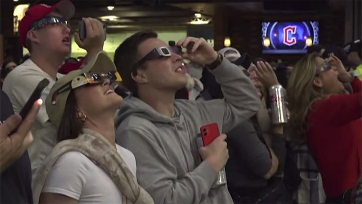 040824_total_eclipse_cleveland_kal