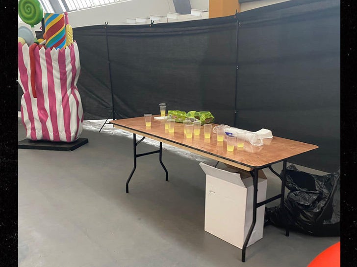 0228-wonka-experience-glasgow-photos-primary-3