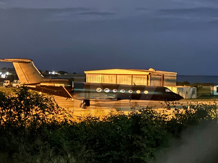 Diddy plane in Signature Antigua airport