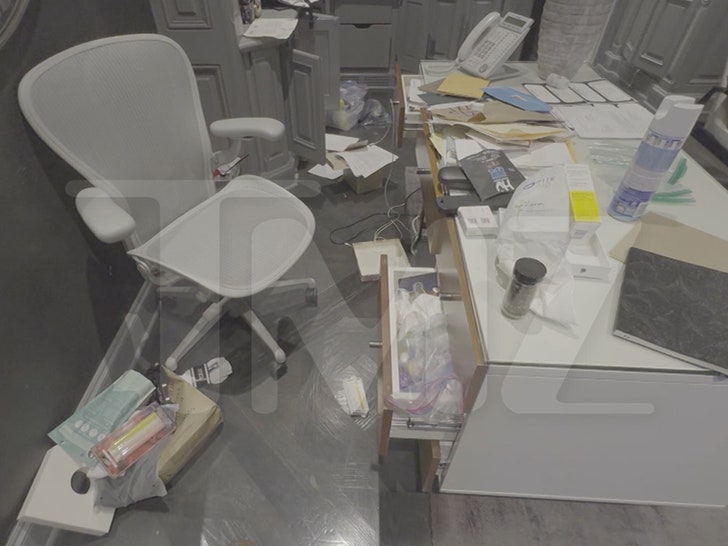 5660baa19f854459a4edb925aff1d6ba_md 032624-diddy-raid-interior-desk-primary