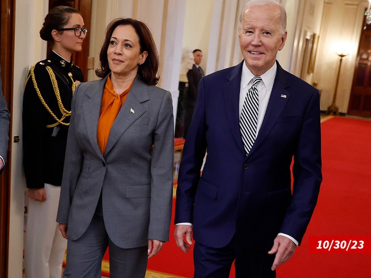 joe biden and kamala harris_sub