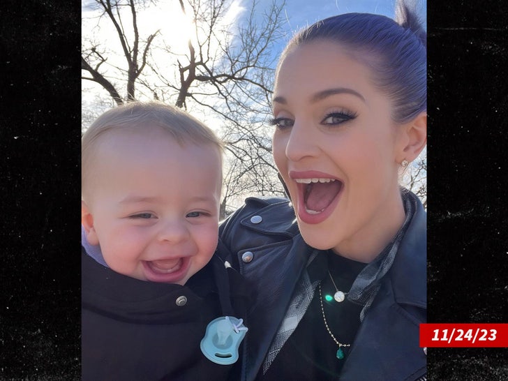 kelly osbourne insta sub 2.