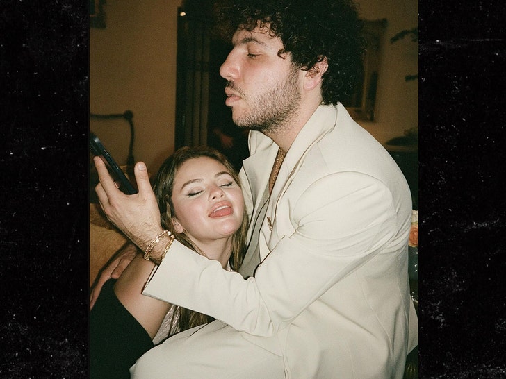 5a0e8b7a58f4420bab8767b2a22e7386_md 0212 selena gomezbenny blanco instagraM 4