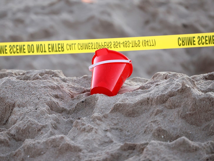 5c9479420a9d4264a8252838eb13d320_md Lauderdale-By-The-Sea Beach crime scene