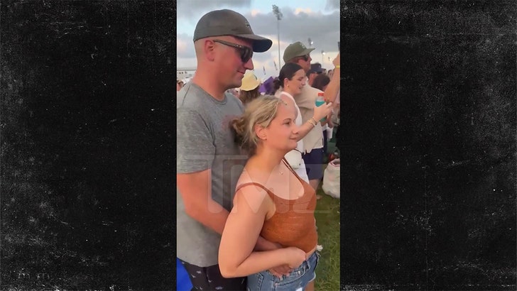 042924_gypsy_rose_kal