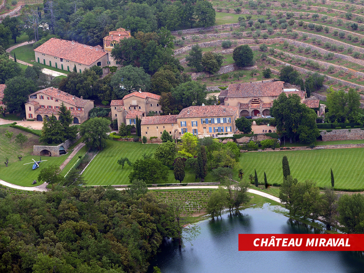 61fdbaf6ee73430fa544a1d02beebb0b_md Chateau Miraval getty