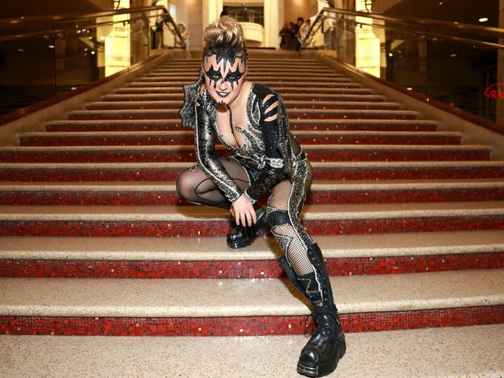 JoJo Siwa Debuts 'Bad Girl' Persona