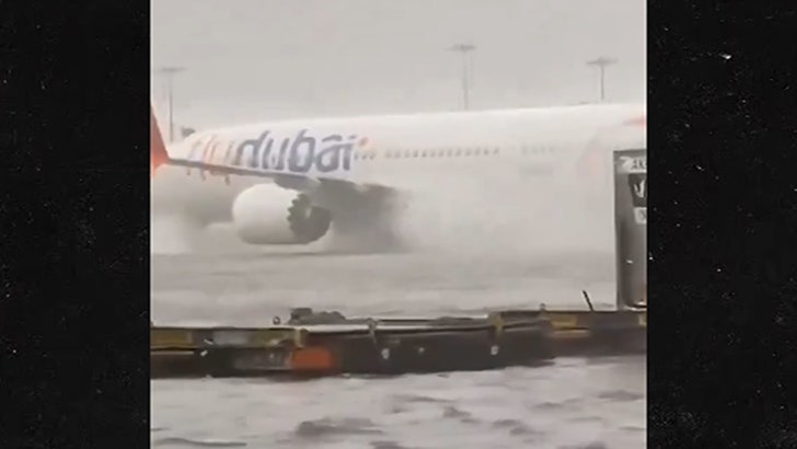 64ad0beca88c46c988504e8fb48ab7eb_md-1 041624_dubai_airport-kal