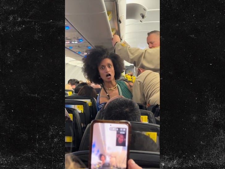 040324-woman-arrested-spirit-airlines-4