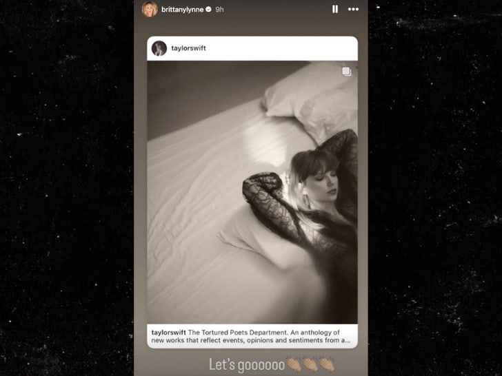 6ac460af02a14582a5b24757ffeed307_md Brittany Mahomes_Taylor Swift